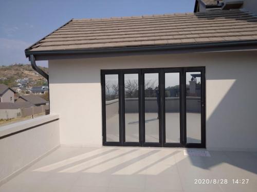 Window Tinting Silver Reflective